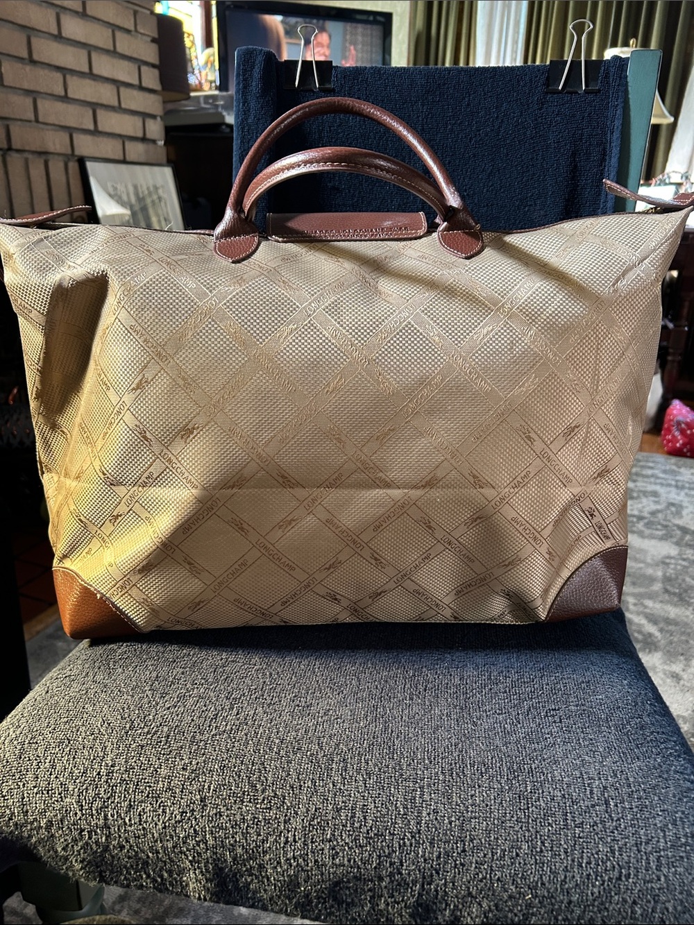 Longchamp Vintage Beige and Brown Tote with Logo Monogram Pattern - Picture 7 of 16